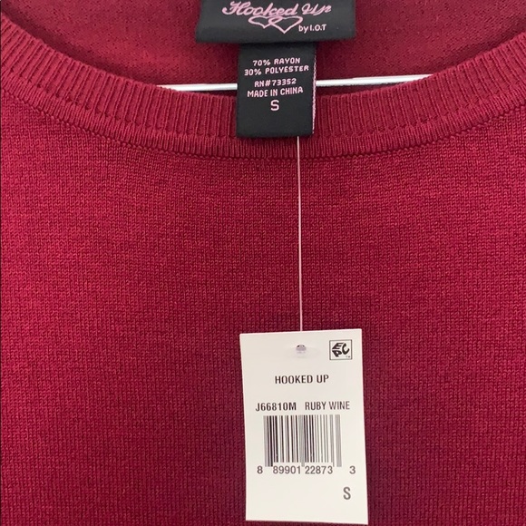 SOLD - Hooked Up Layered Sleeve Sweater - Picture 2 of 4